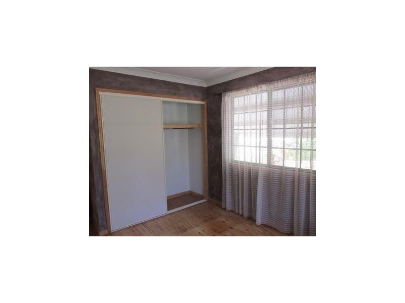 10 Arthur Street, Macleay Island QLD 4184