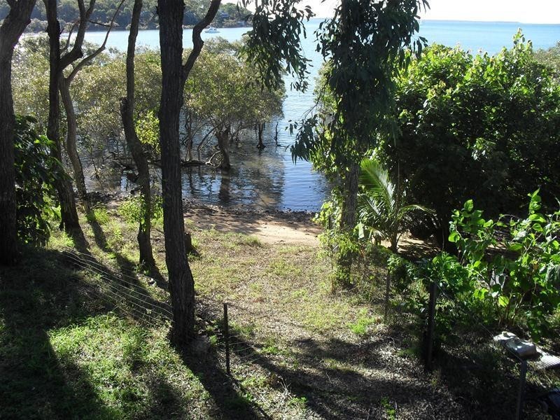 23 Coorong, Macleay Island QLD 4184