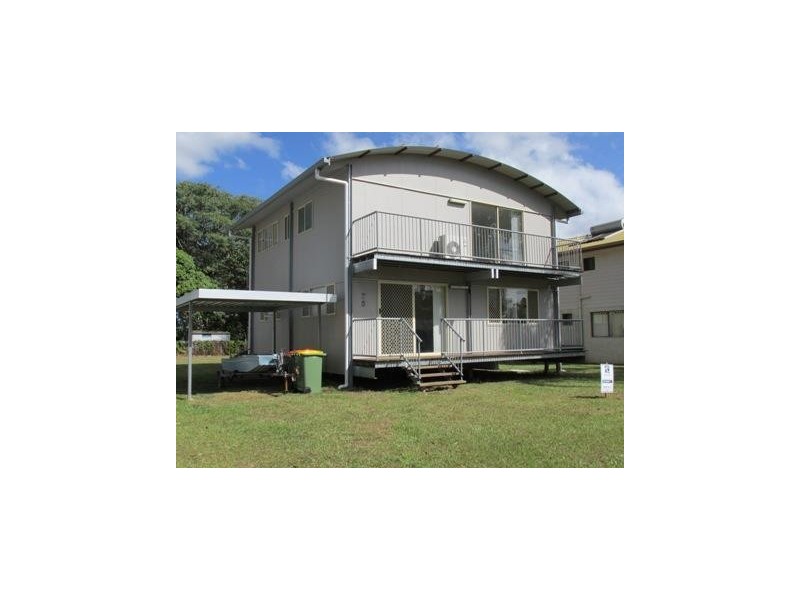 38 Crest Haven, Lamb Island QLD 4184