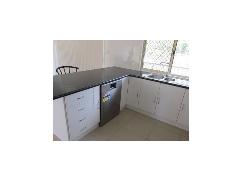 38 Crest Haven, Lamb Island QLD 4184