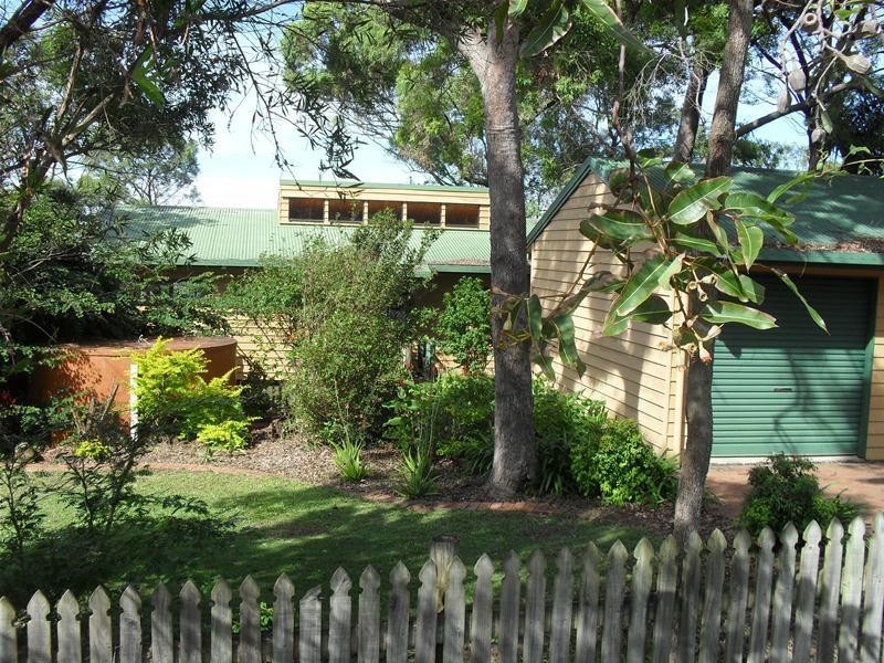 107 Beelong Street, Macleay Island QLD 4184