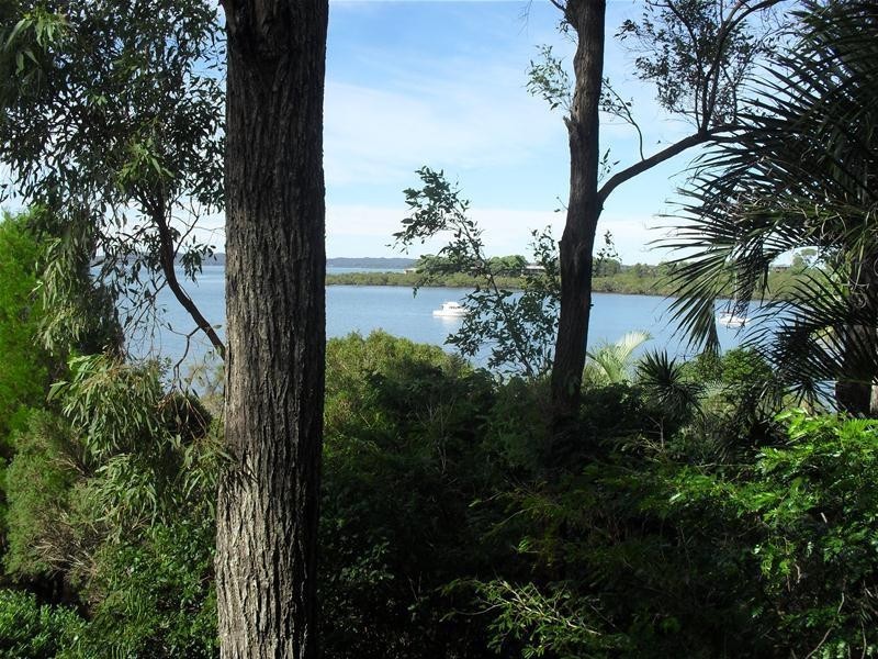 107 Beelong Street, Macleay Island QLD 4184