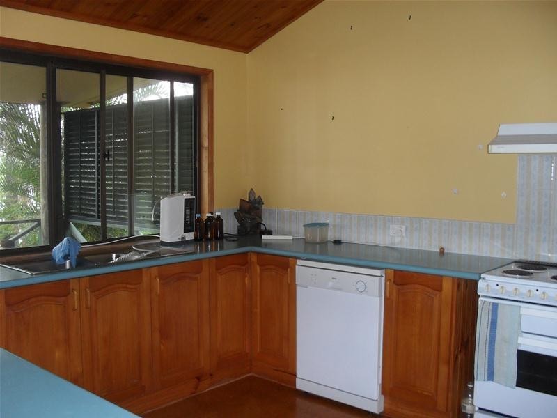 107 Beelong Street, Macleay Island QLD 4184