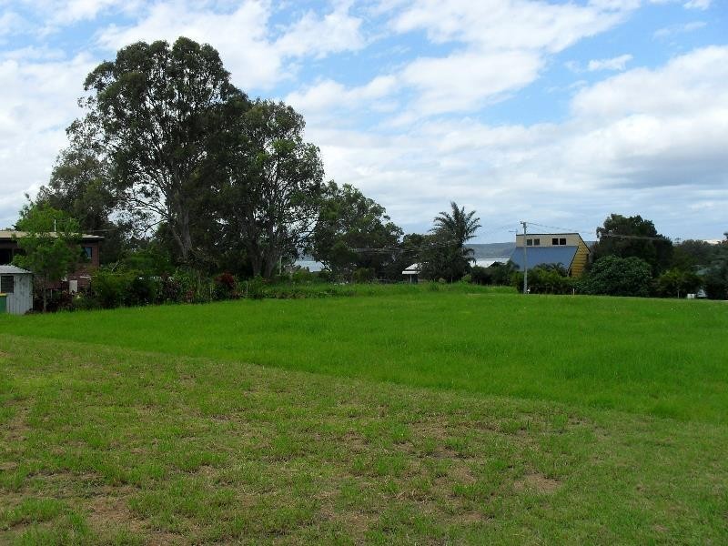 61 Camena Street, Macleay Island QLD 4184