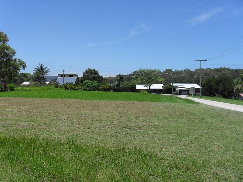 61 Camena Street, Macleay Island QLD 4184