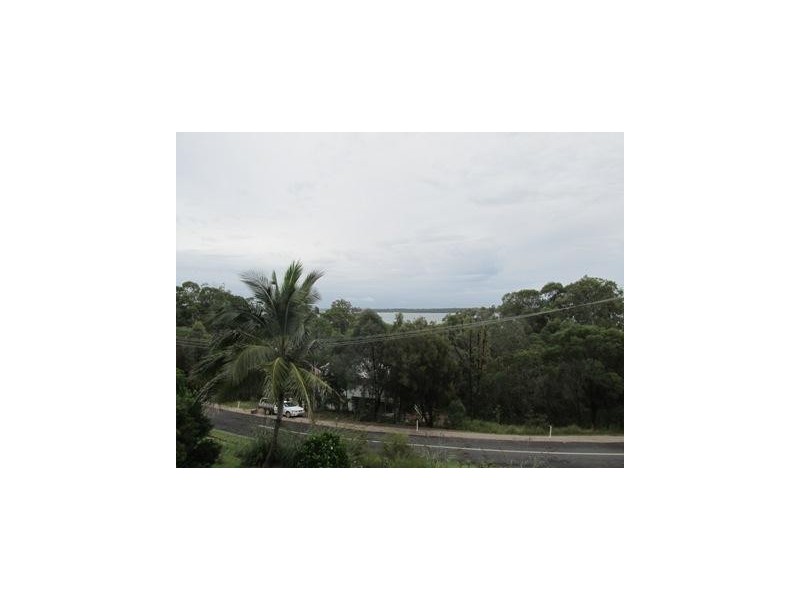 60 Coondooroopa Drive, Macleay Island QLD 4184