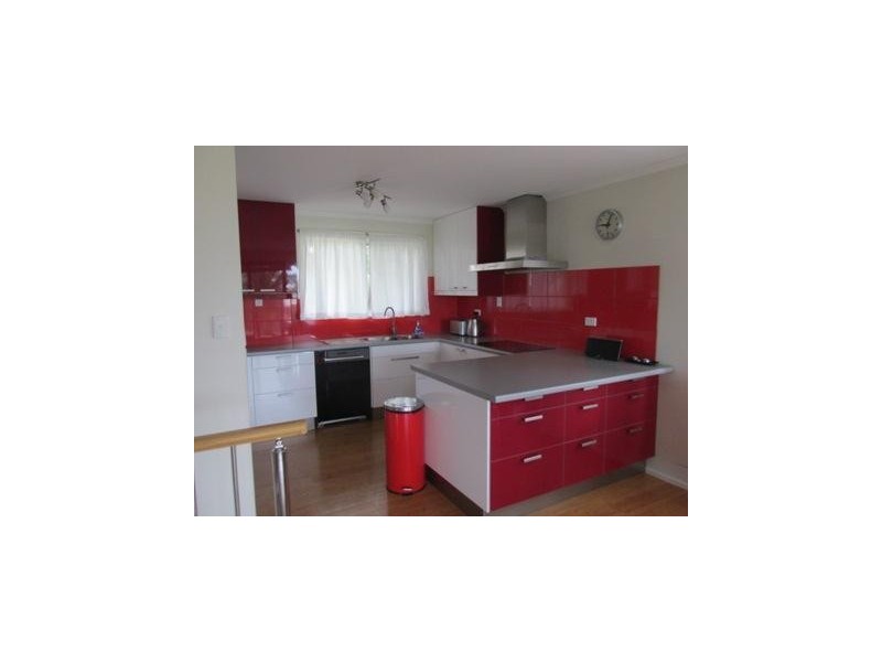 60 Coondooroopa Drive, Macleay Island QLD 4184