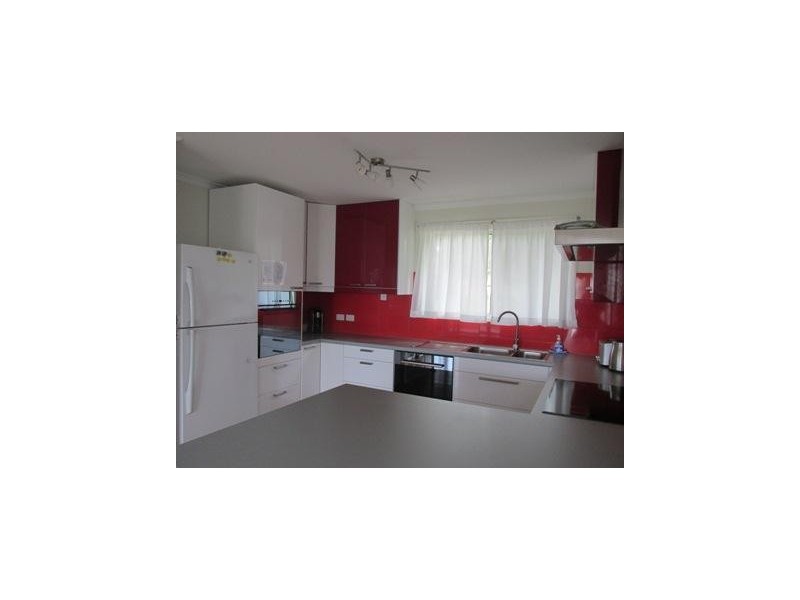 60 Coondooroopa Drive, Macleay Island QLD 4184