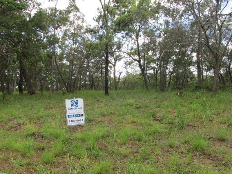 13 Blue Bay Crescent, Macleay Island QLD 4184
