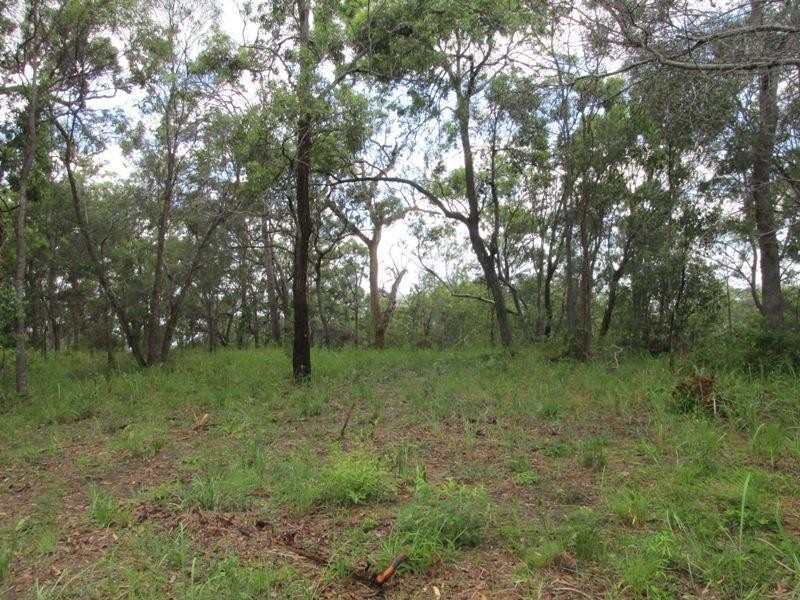 13 Blue Bay Crescent, Macleay Island QLD 4184