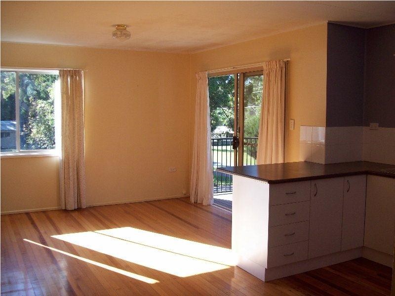 185 High Central Road, Macleay Island QLD 4184