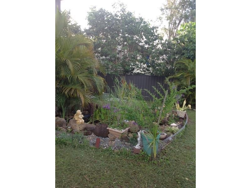 37 Western Road, Macleay Island QLD 4184