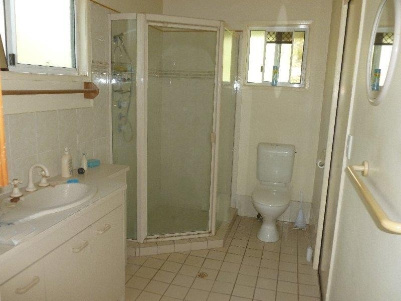 200 Kate Street, Macleay Island QLD 4184