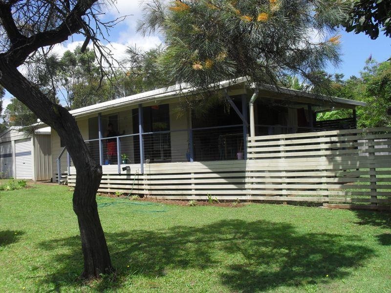5 Citron Street, Macleay Island QLD 4184