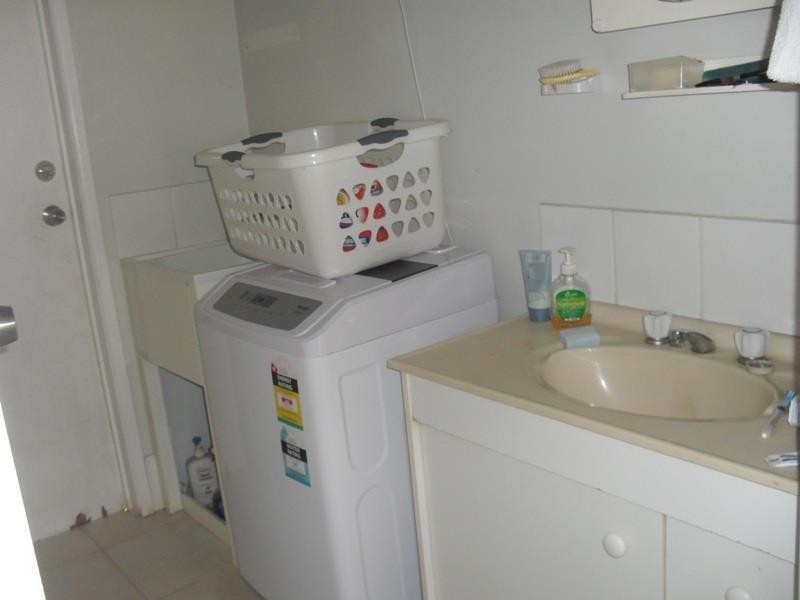 5 Citron Street, Macleay Island QLD 4184