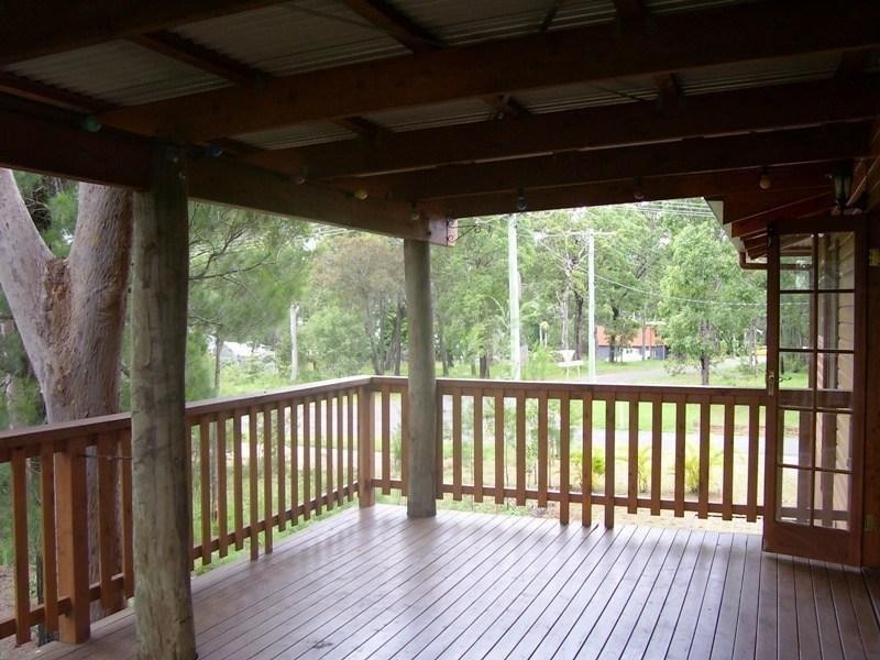 28 Calm Waters Crescent, Macleay Island QLD 4184