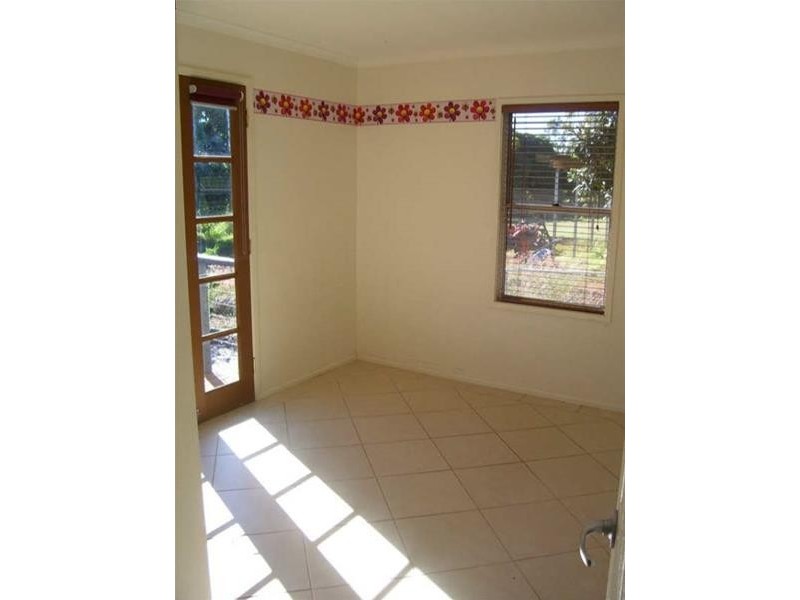 23 Scotts Road, Macleay Island QLD 4184