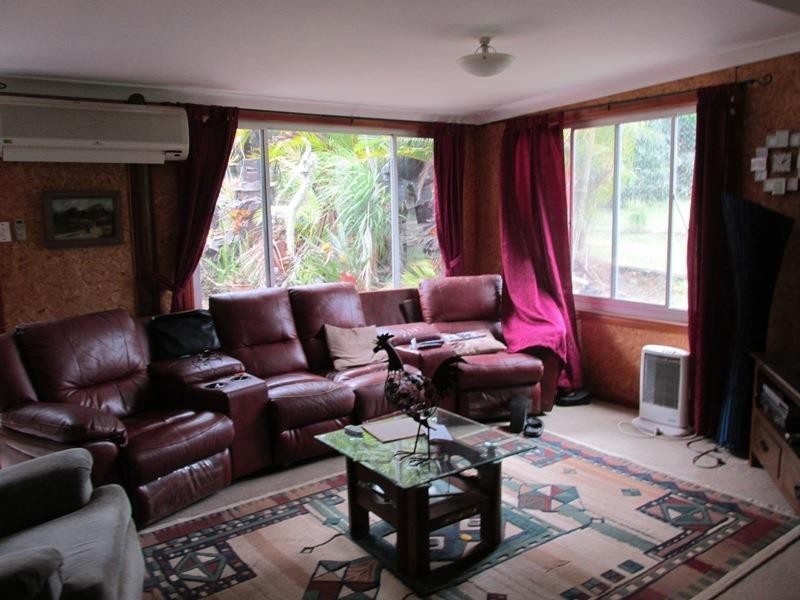 3 Marine Street, Macleay Island QLD 4184