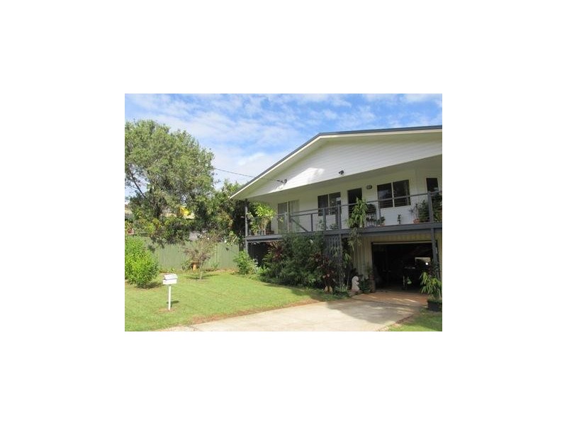 29 Curlew Street, Macleay Island QLD 4184