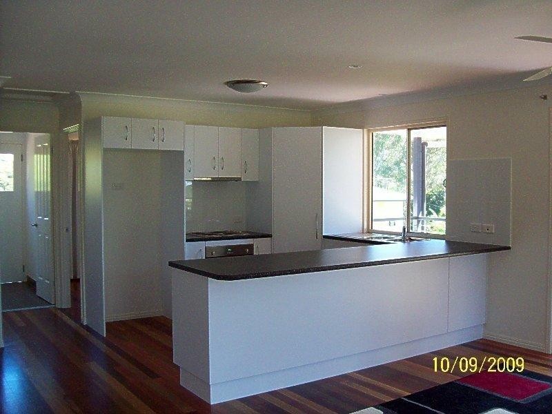 29 Curlew Street, Macleay Island QLD 4184