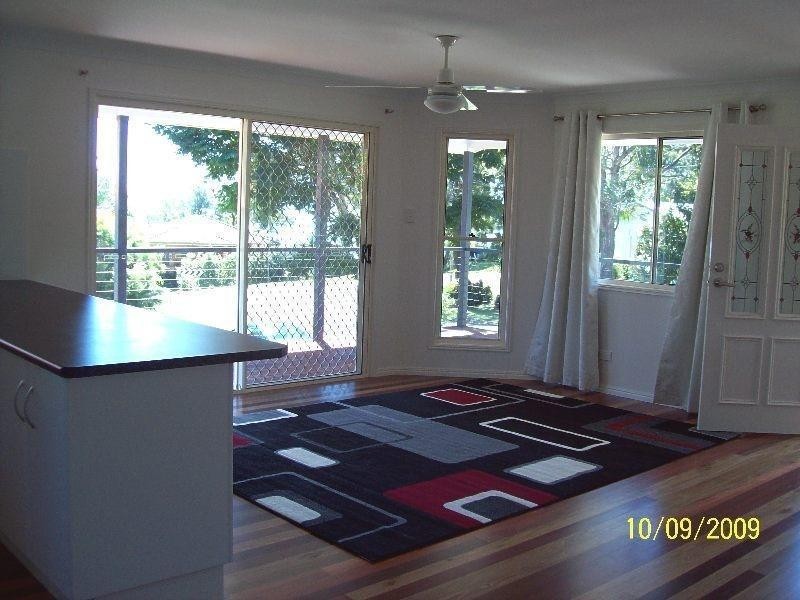 29 Curlew Street, Macleay Island QLD 4184