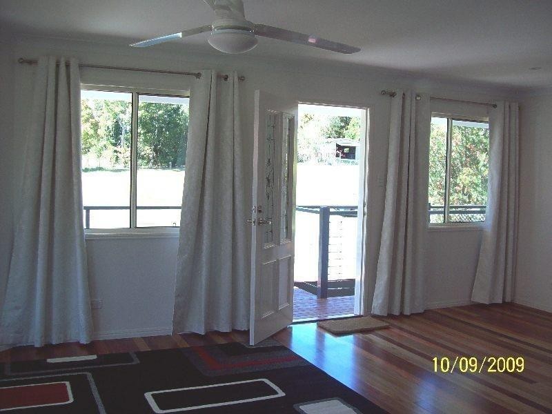 29 Curlew Street, Macleay Island QLD 4184