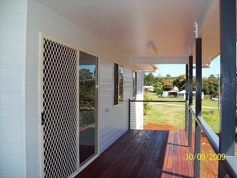 29 Curlew Street, Macleay Island QLD 4184