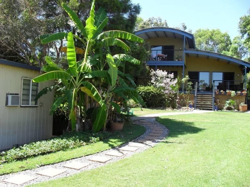 55 Scarborough Terrace, Macleay Island QLD 4184