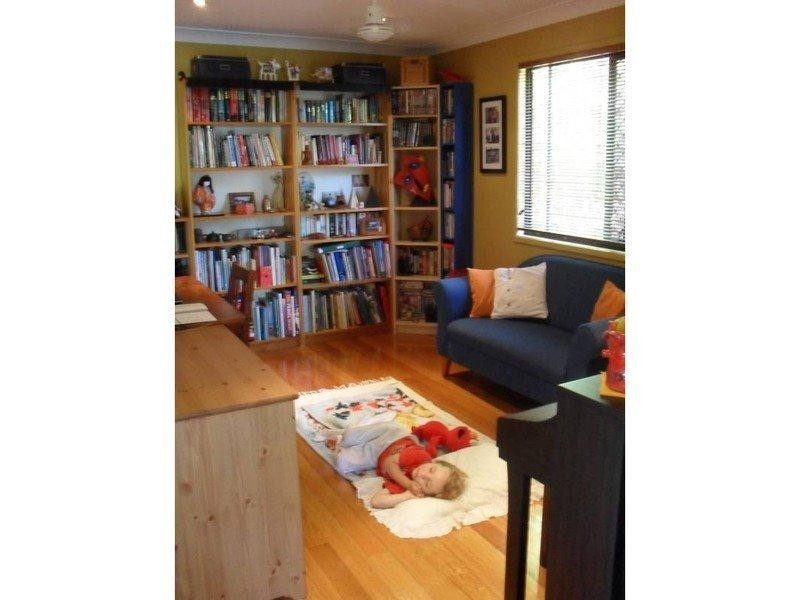 55 Scarborough Terrace, Macleay Island QLD 4184