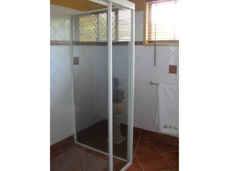 55 Scarborough Terrace, Macleay Island QLD 4184