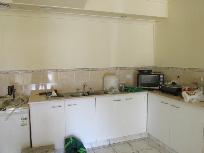 14 Whiting Street, Macleay Island QLD 4184