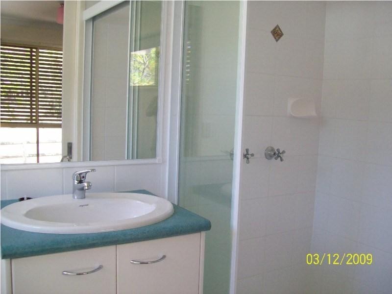 13 Pelican Street, Macleay Island QLD 4184