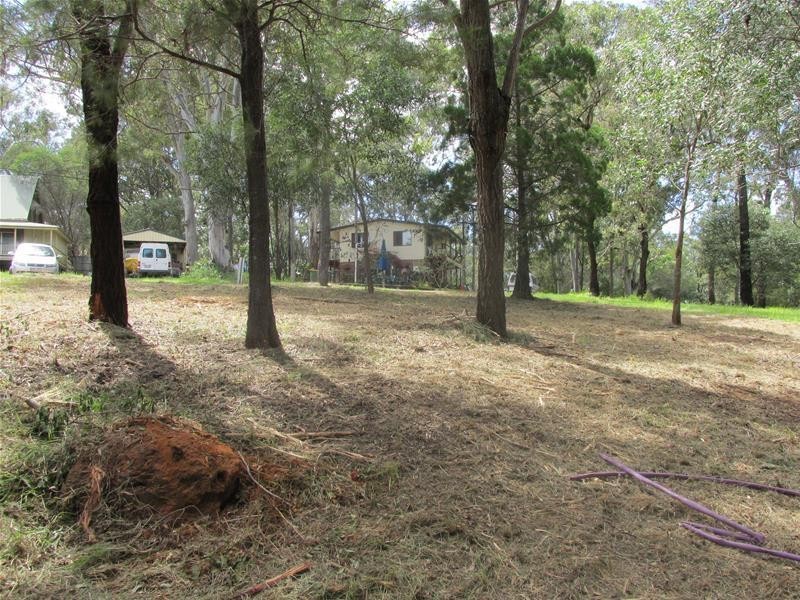 17 Cliff Terrace, Macleay Island QLD 4184