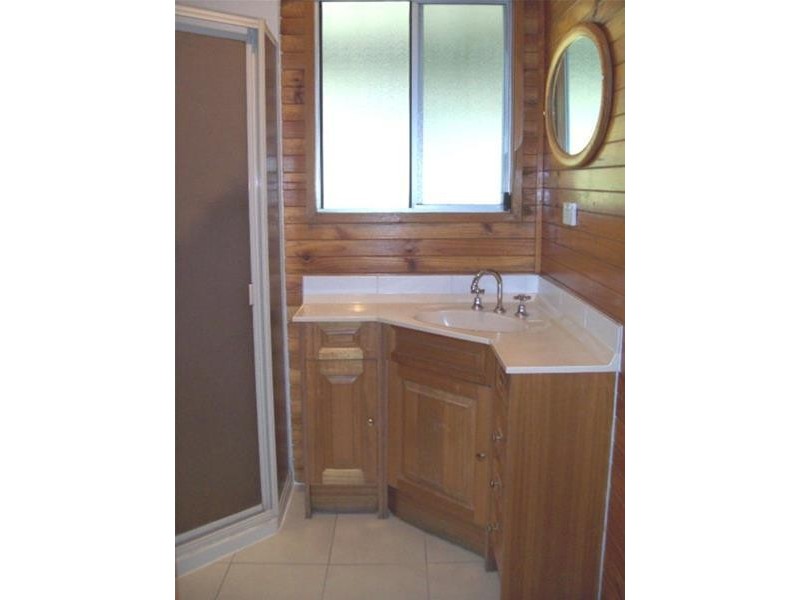 30 Kevin Street, Macleay Island QLD 4184