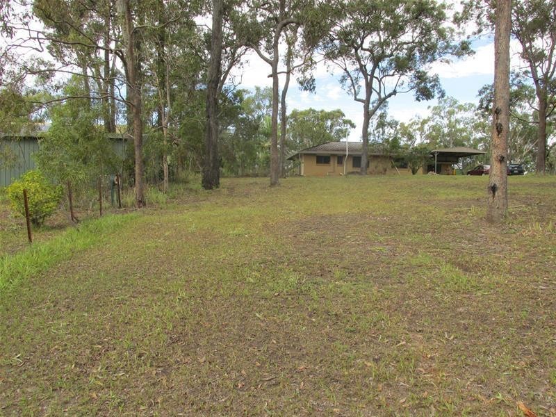 222 Kate Street, Macleay Island QLD 4184