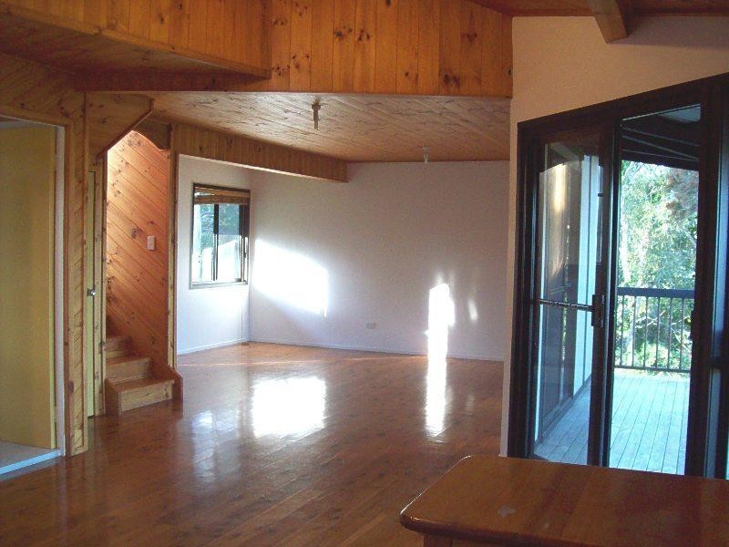 22 Deviot Street, Macleay Island QLD 4184