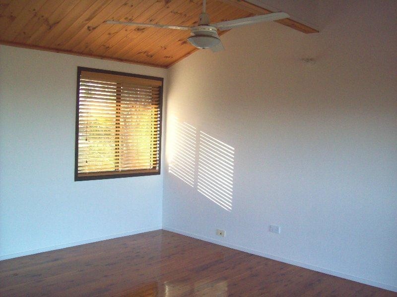 22 Deviot Street, Macleay Island QLD 4184