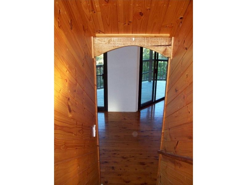 22 Deviot Street, Macleay Island QLD 4184