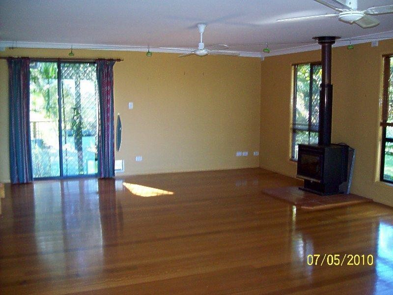 55 Scarborough Terrace, Macleay Island QLD 4184