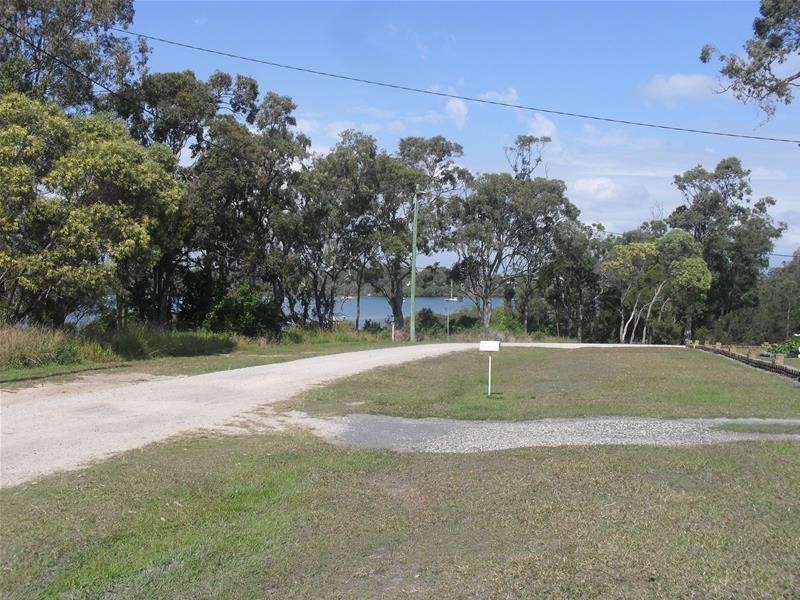 66 Eastbourne Terrace, Macleay Island QLD 4184