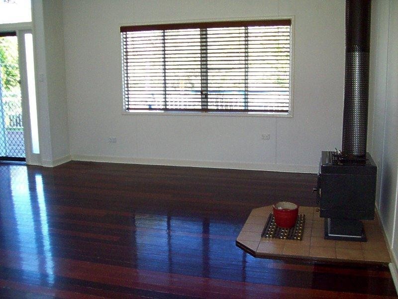 17 Florence Street, Macleay Island QLD 4184