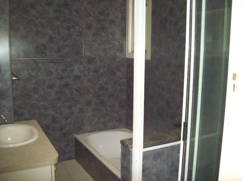 17 Florence Street, Macleay Island QLD 4184