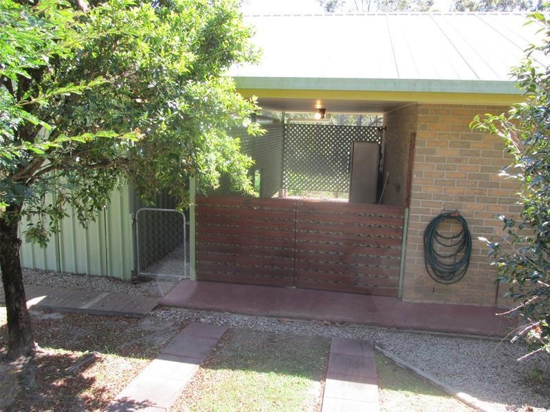 1 Devaney Street, Macleay Island QLD 4184