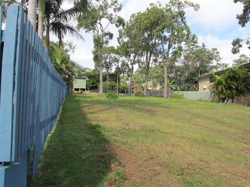 54 Coondooroopa Drive, Macleay Island QLD 4184