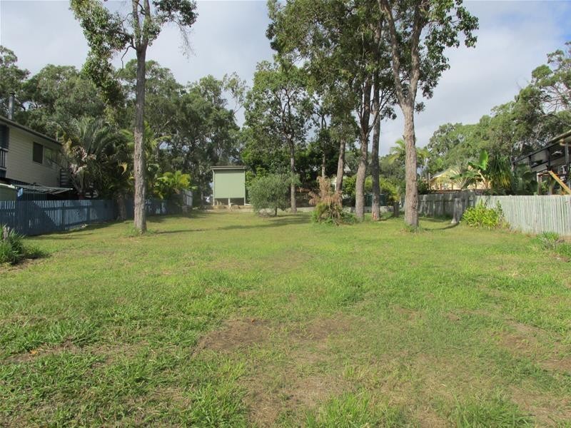54 Coondooroopa Drive, Macleay Island QLD 4184