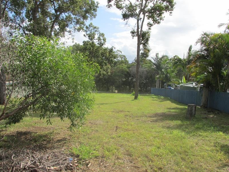 54 Coondooroopa Drive, Macleay Island QLD 4184