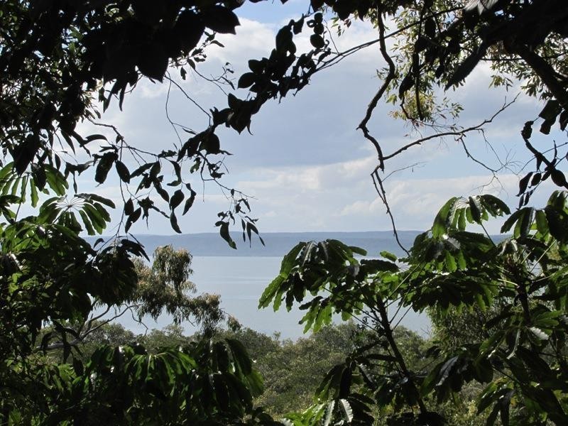 38 Blue Water Crescent, Macleay Island QLD 4184