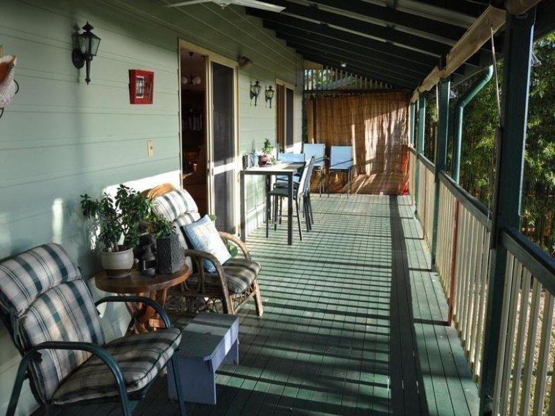 31 Coast Road, Macleay Island QLD 4184