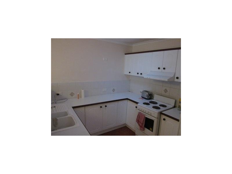 35 Kardinia Street, Macleay Island QLD 4184