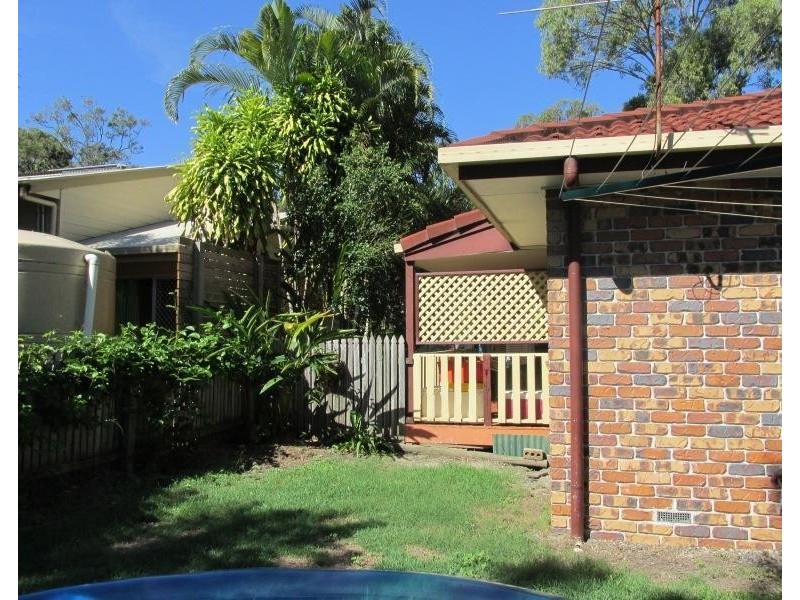 35 Kardinia Street, Macleay Island QLD 4184